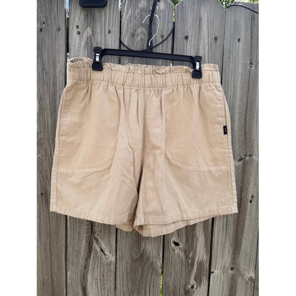Casual Lee Shorts Women Medium Tan Khaki Paperbag Waist High Rise Elastic Cotton